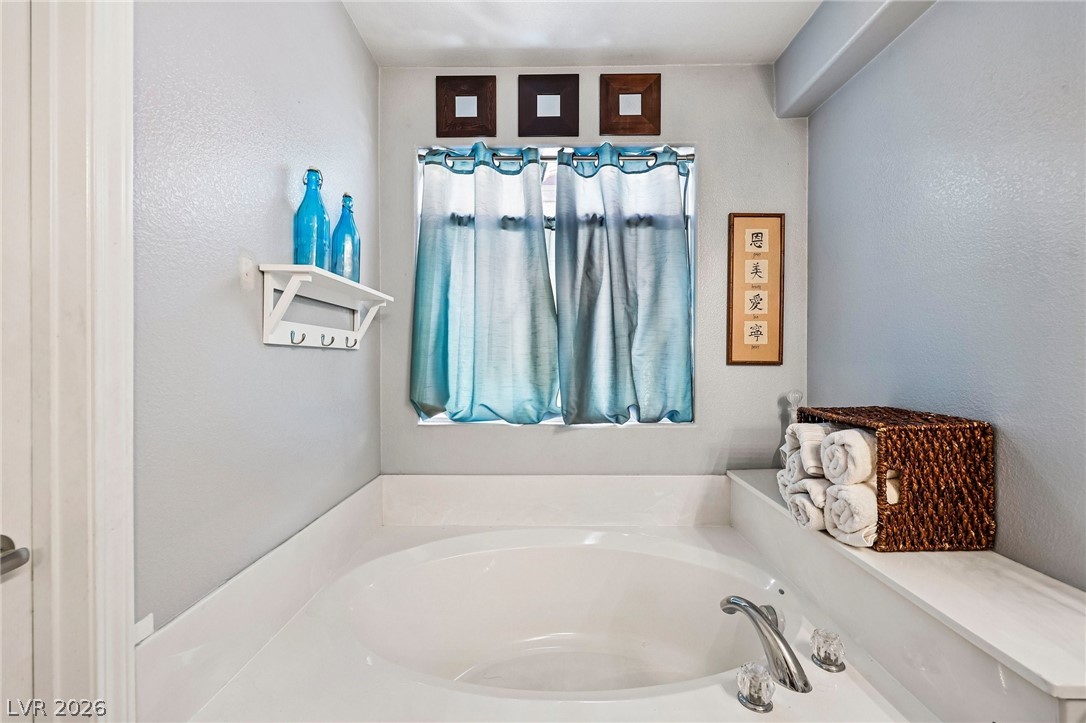 8342 Fort Hallock Avenue Las Vegas NV 89131