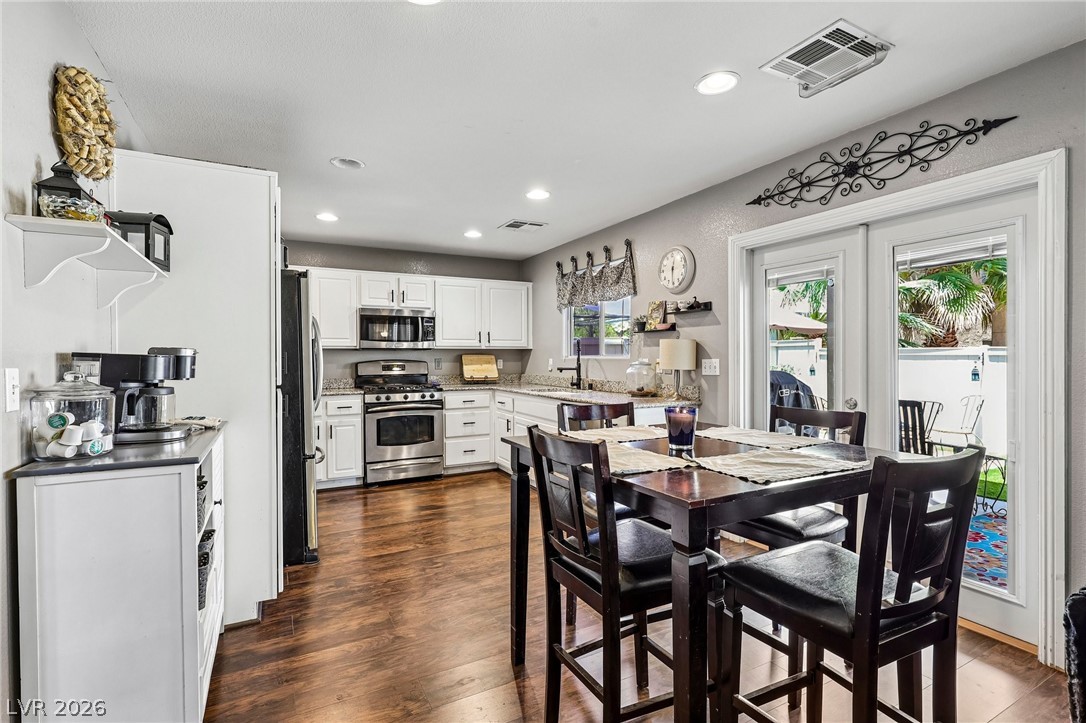 8342 Fort Hallock Avenue Las Vegas NV 89131