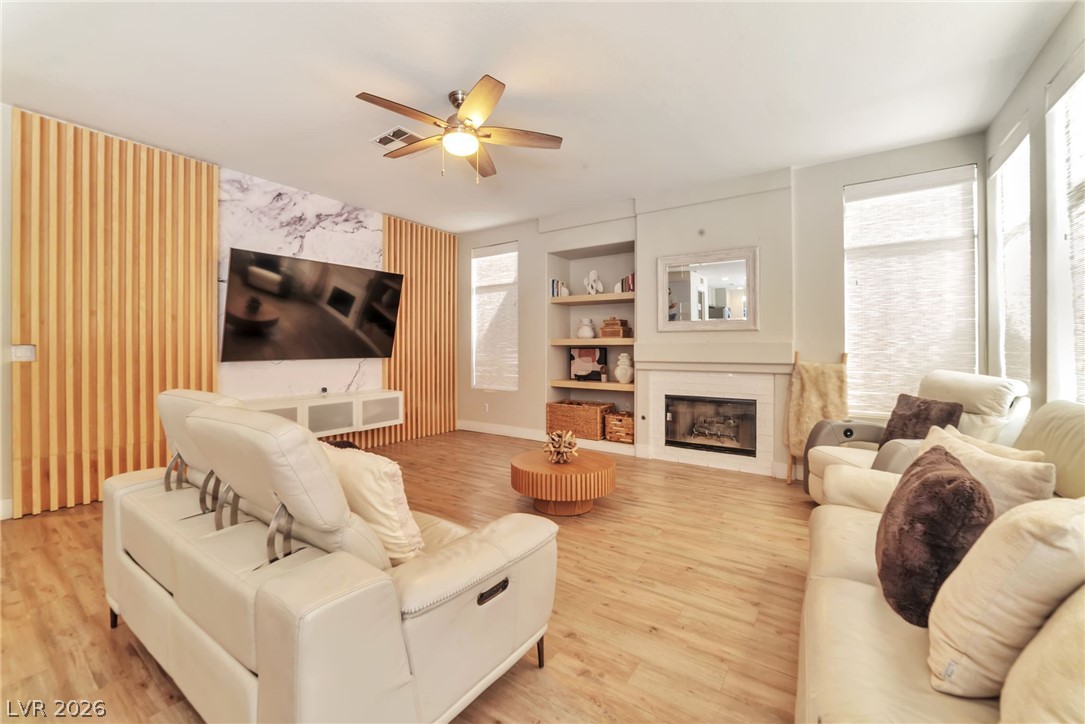 1021 Moorpoint Drive North Las Vegas NV 89031