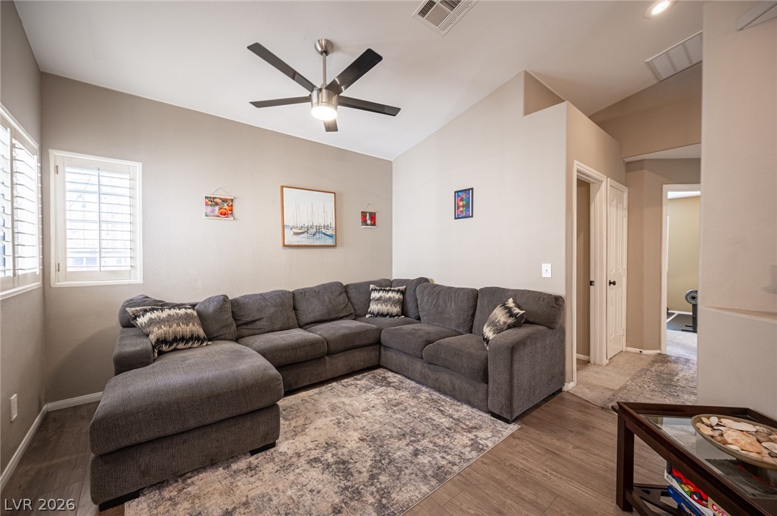 8128 Shad Bush Avenue Las Vegas NV 89149