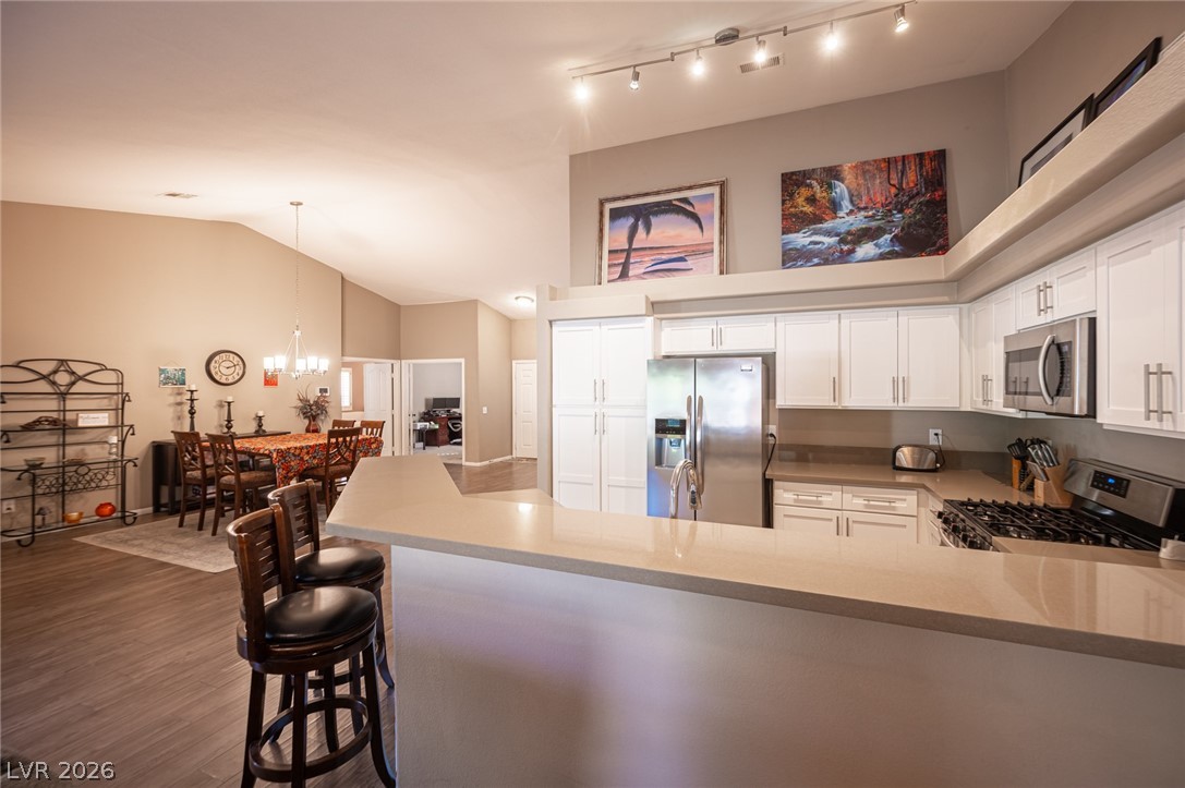 8128 Shad Bush Avenue Las Vegas NV 89149