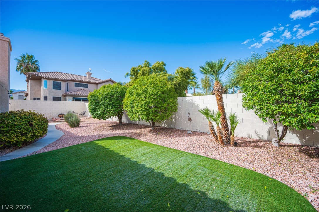 8128 Shad Bush Avenue Las Vegas NV 89149