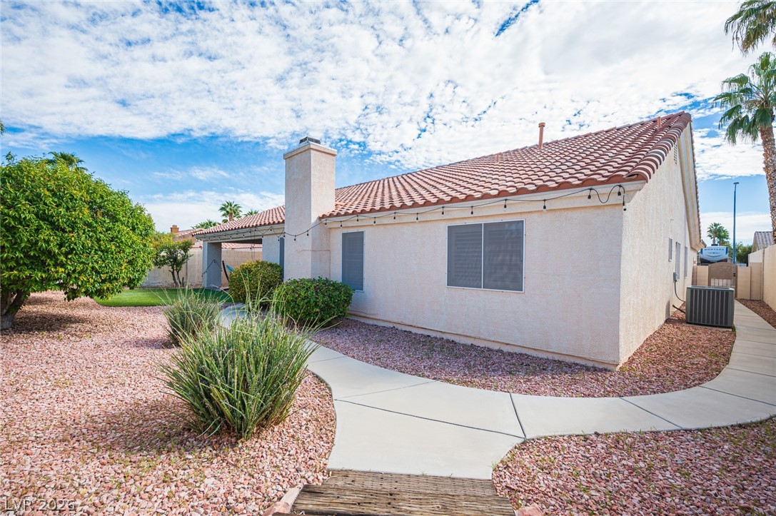 8128 Shad Bush Avenue Las Vegas NV 89149