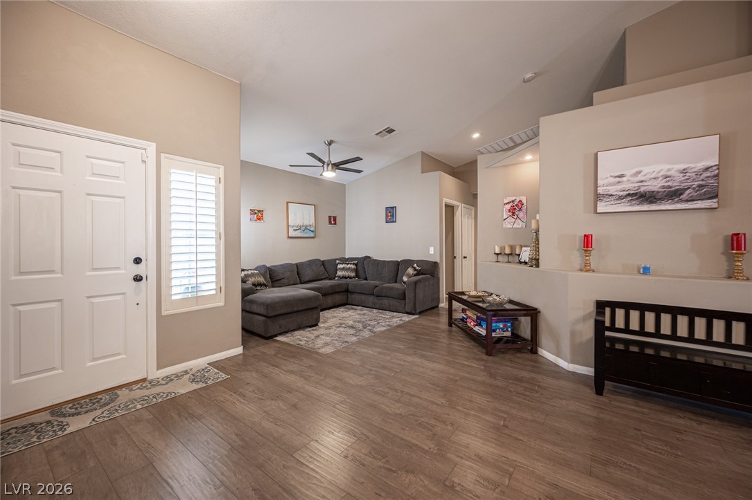 8128 Shad Bush Avenue Las Vegas NV 89149