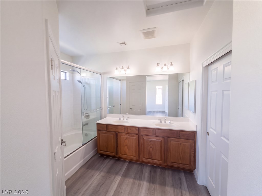 7219 Regent Pond Street Las Vegas NV 89166