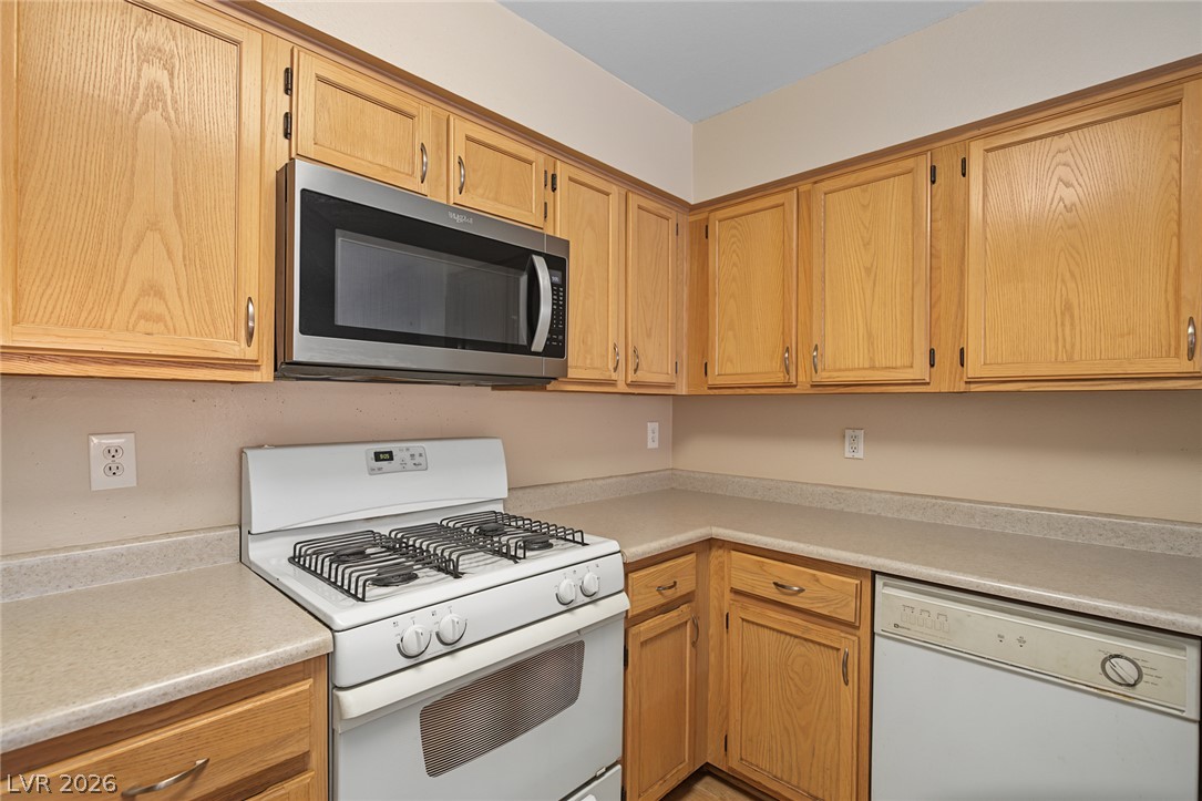 2140 Willowbury Drive C Las Vegas NV 89108