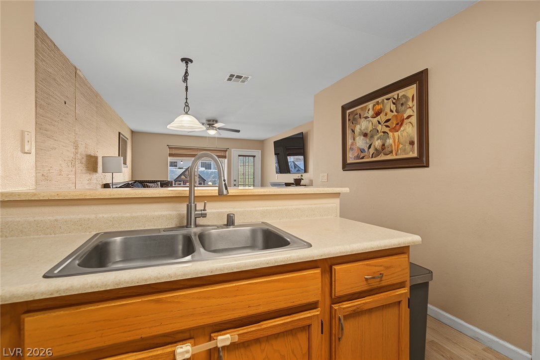 2140 Willowbury Drive C Las Vegas NV 89108