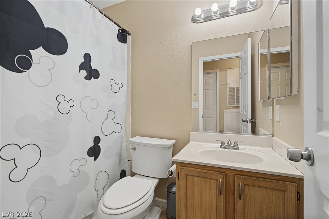 2140 Willowbury Drive C Las Vegas NV 89108