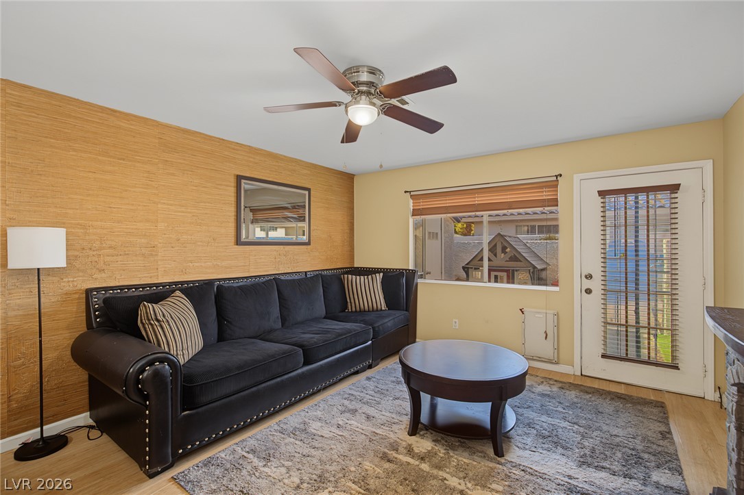 2140 Willowbury Drive C Las Vegas NV 89108