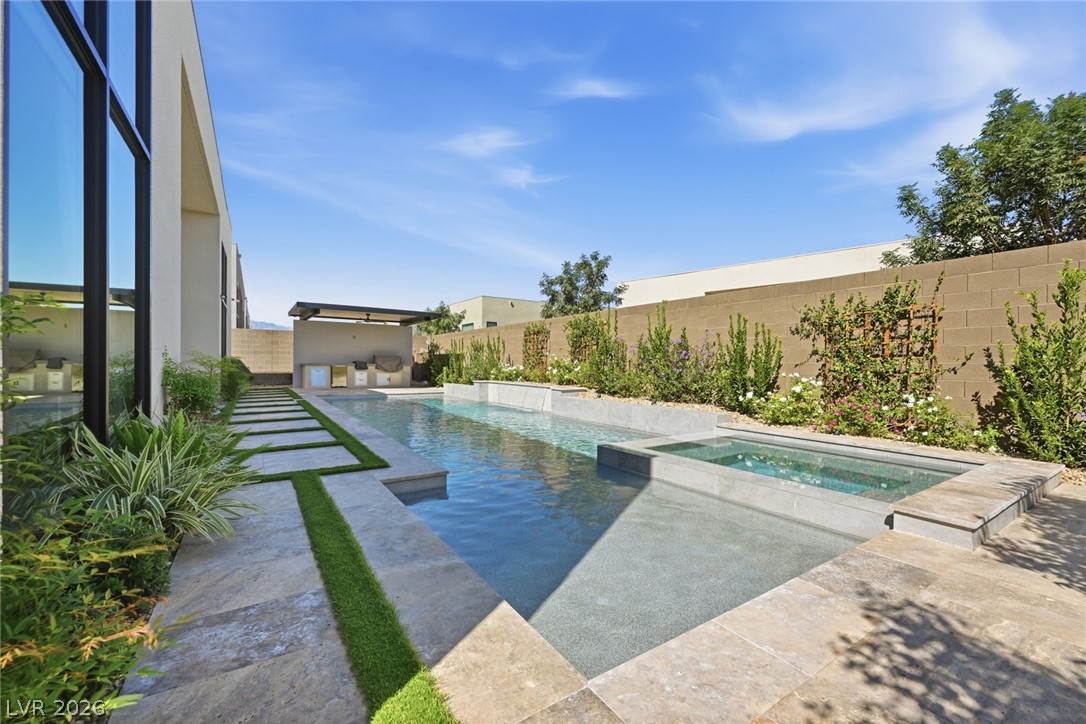 10794 Agate Cliffs Avenue Las Vegas NV 89135