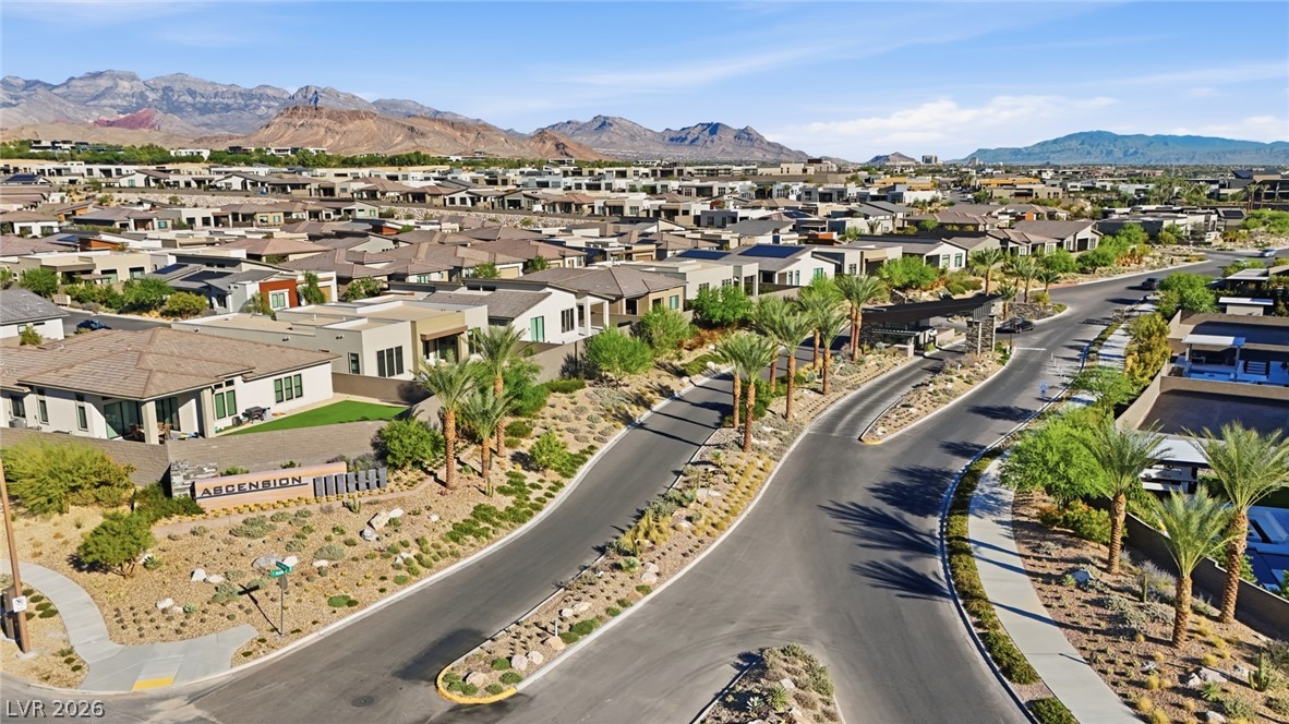 10794 Agate Cliffs Avenue Las Vegas NV 89135