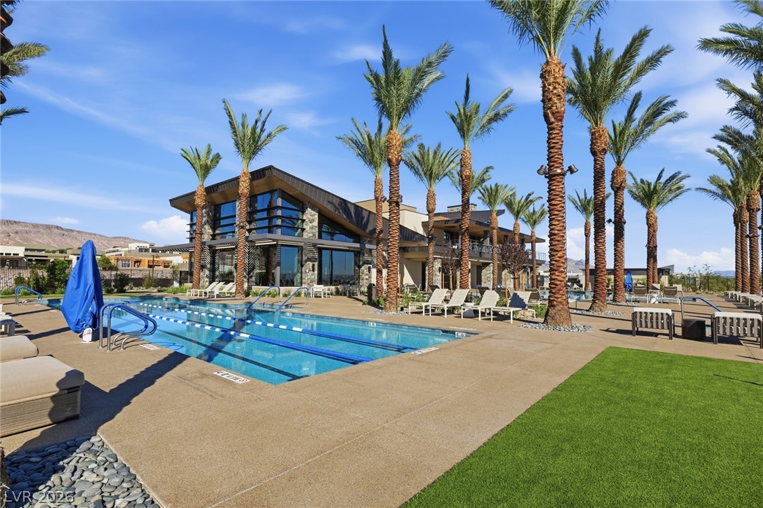 10794 Agate Cliffs Avenue Las Vegas NV 89135
