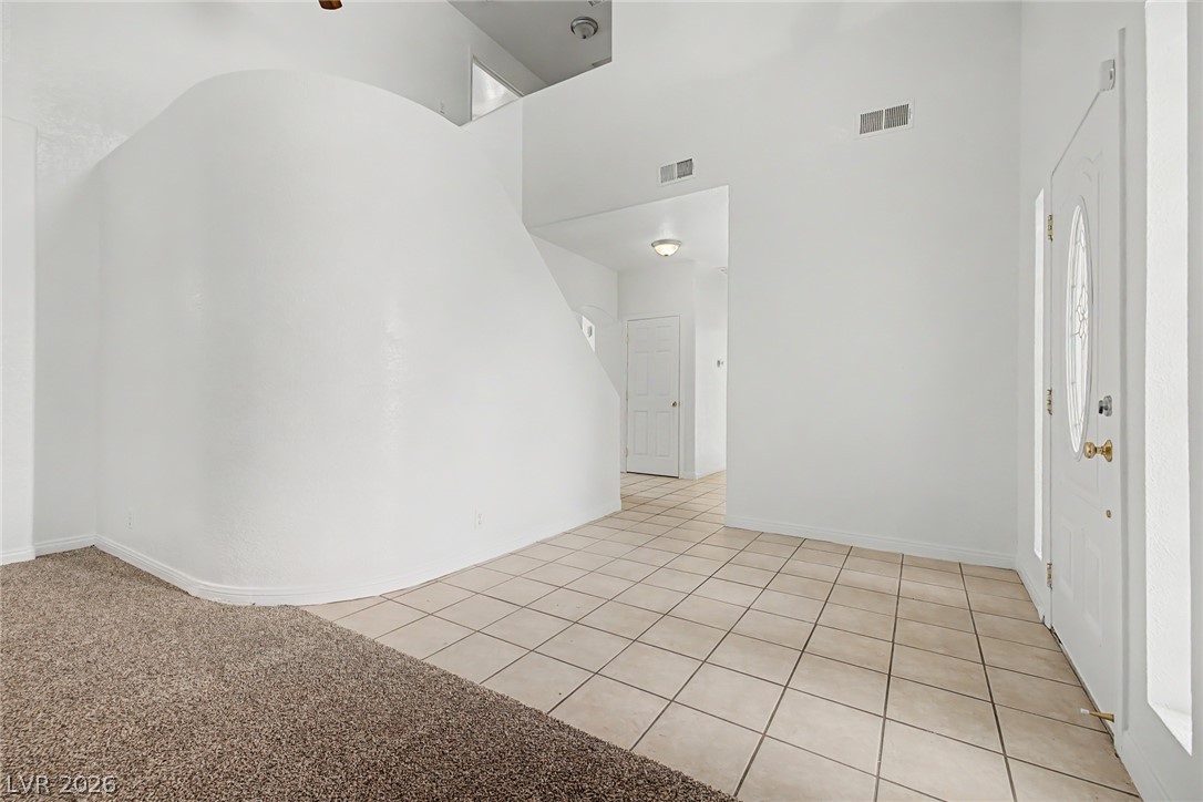 7782 Meadow Creek Street Las Vegas NV 89123