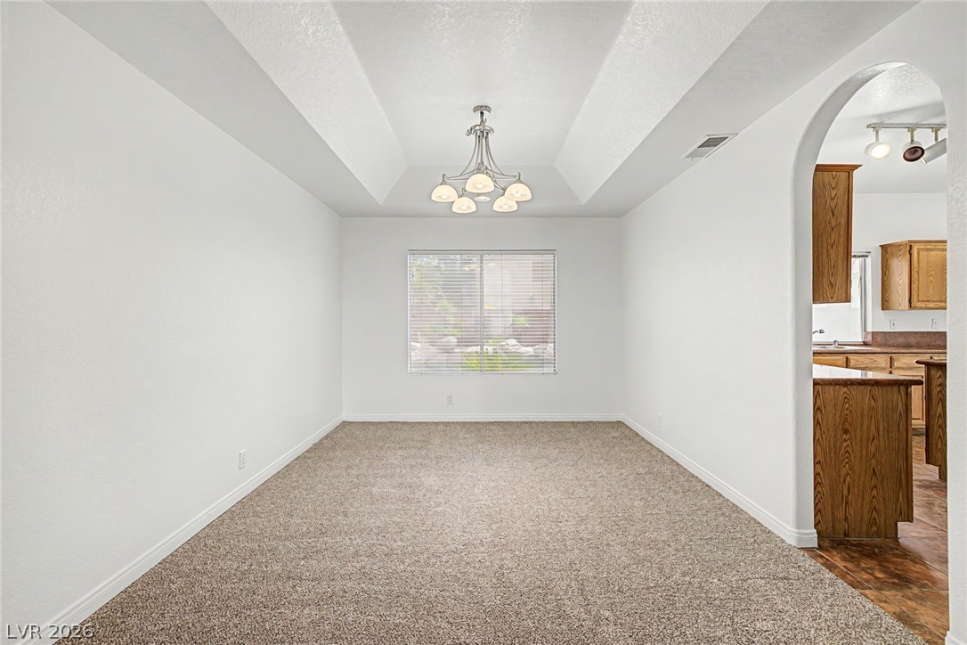 7782 Meadow Creek Street Las Vegas NV 89123