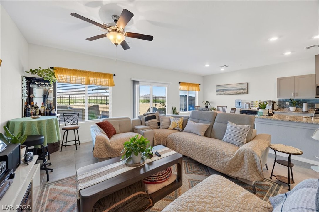 392 Larksong Avenue Henderson NV 89011