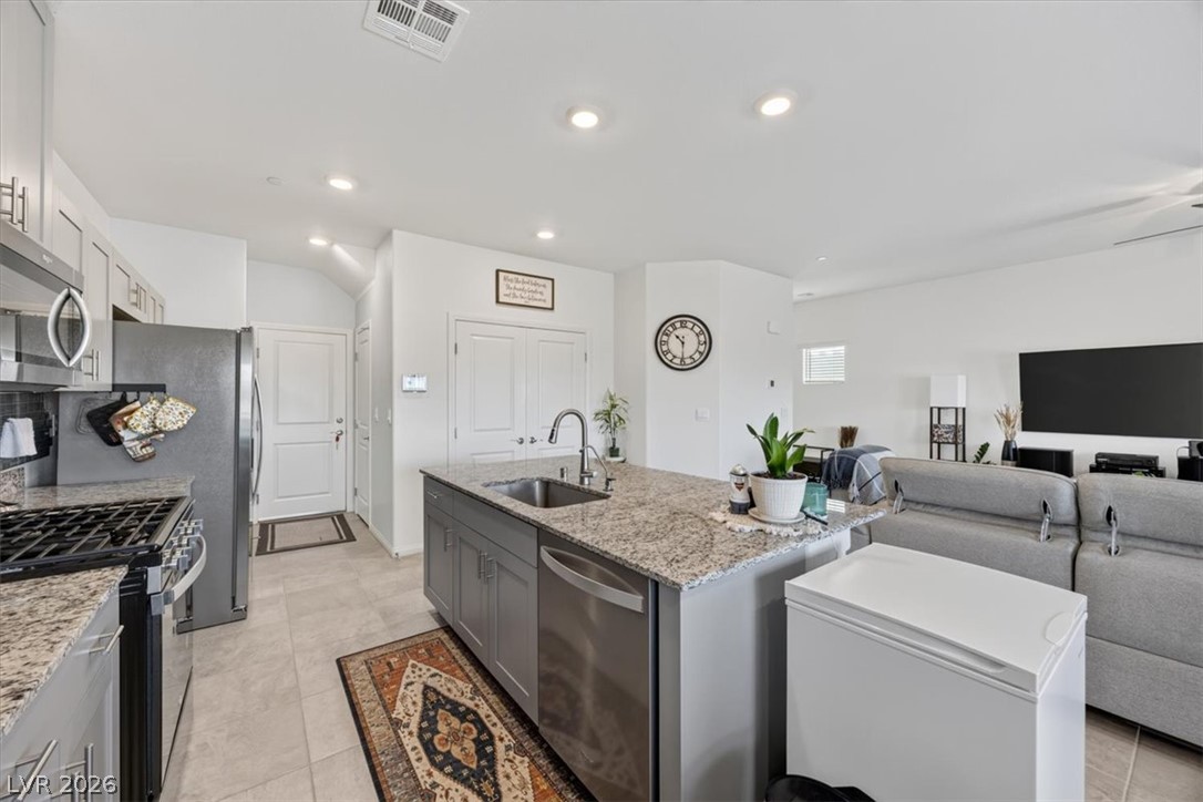 392 Larksong Avenue Henderson NV 89011