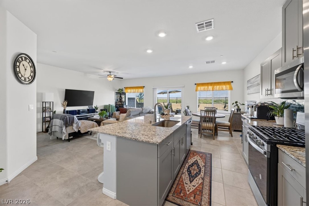 392 Larksong Avenue Henderson NV 89011
