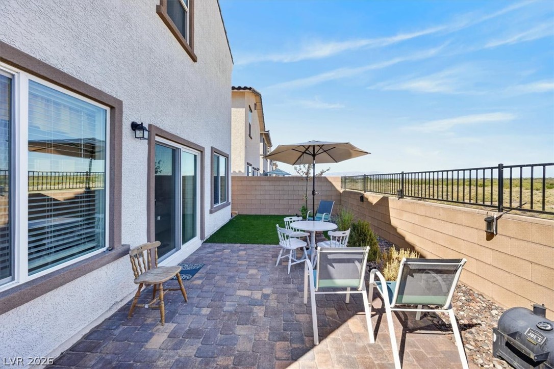 392 Larksong Avenue Henderson NV 89011
