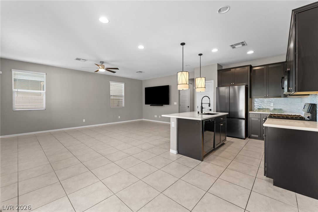 1945 Rini Ridge Avenue North Las Vegas NV 89031