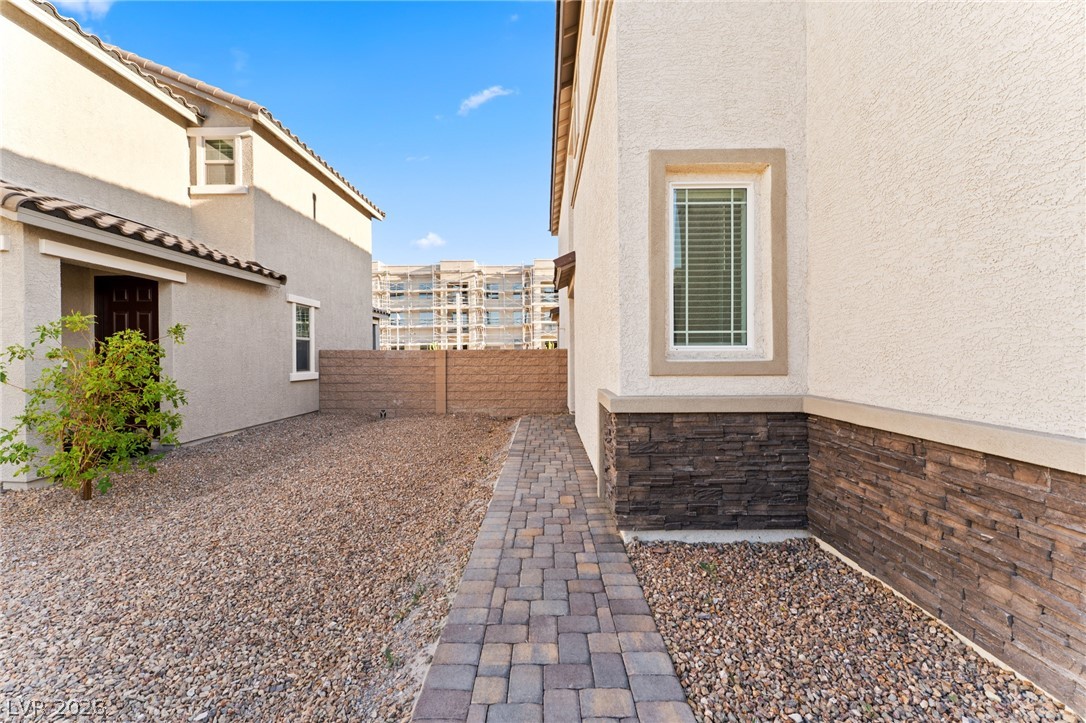 1945 Rini Ridge Avenue North Las Vegas NV 89031