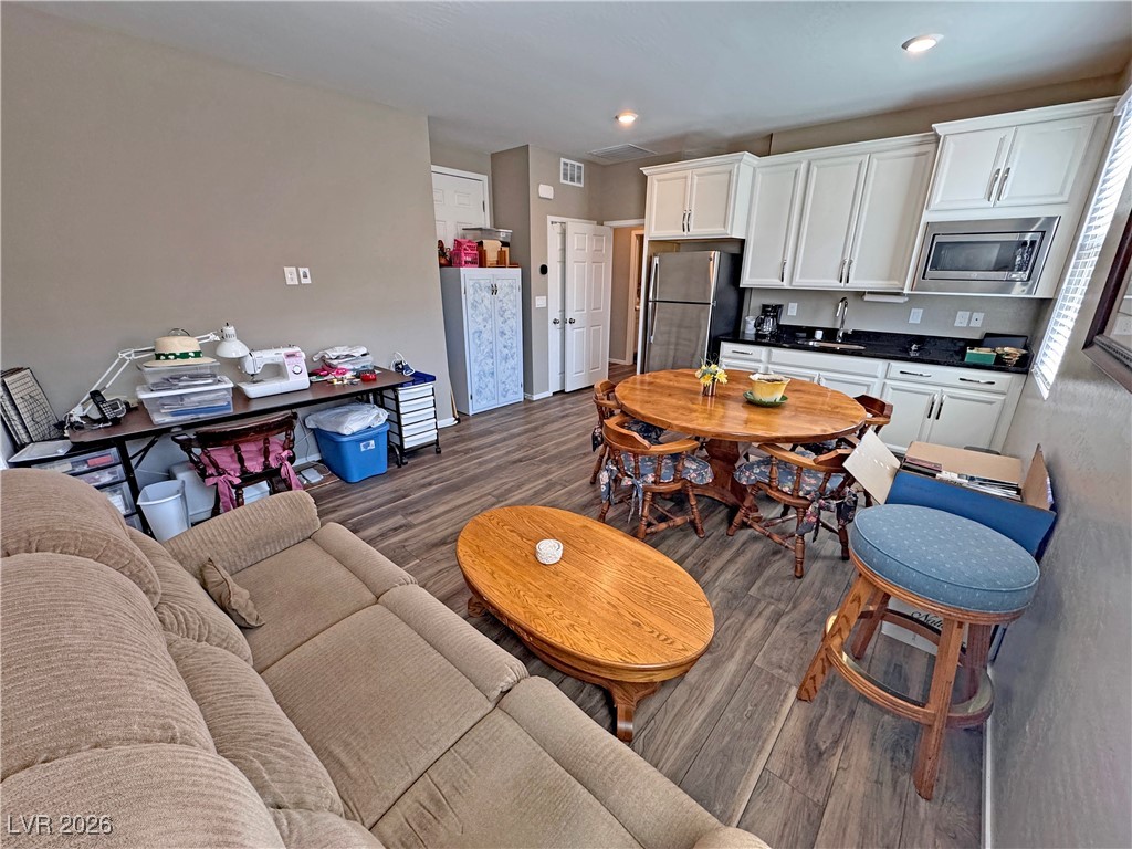 2697 Blossom Avenue Pahrump NV 89048