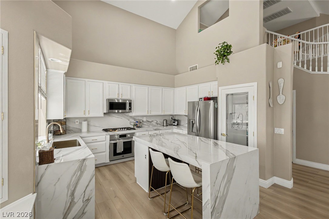 9521 Marina Valley Avenue Las Vegas NV 89147