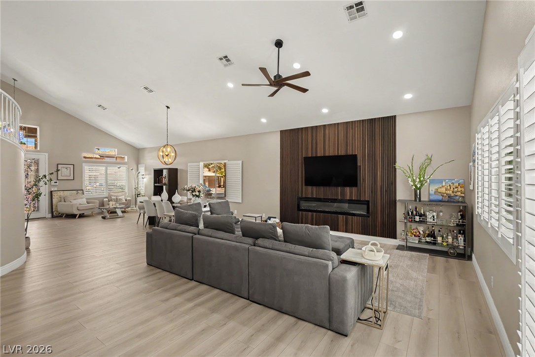 9521 Marina Valley Avenue Las Vegas NV 89147