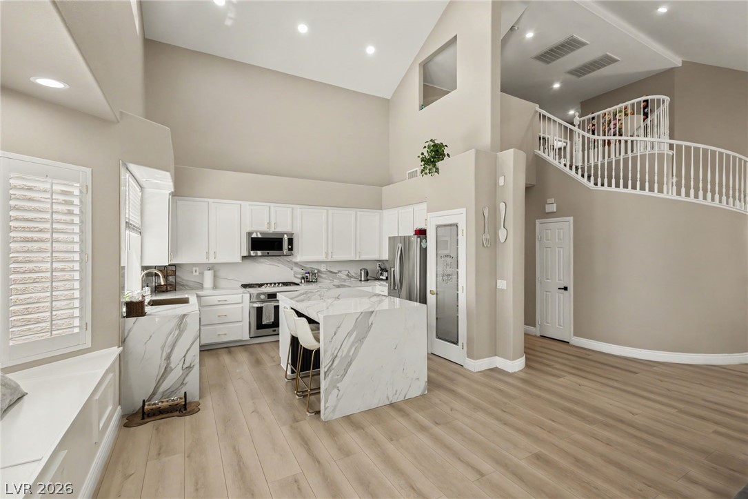 9521 Marina Valley Avenue Las Vegas NV 89147