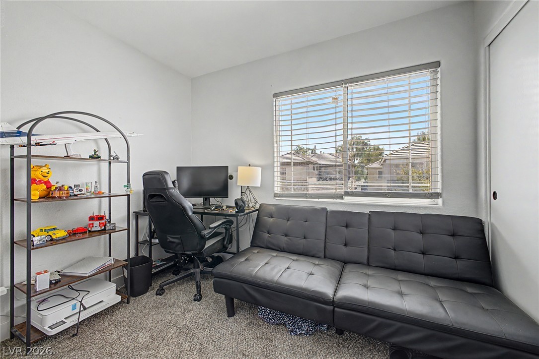 5208 Paradise Valley Avenue Las Vegas NV 89156