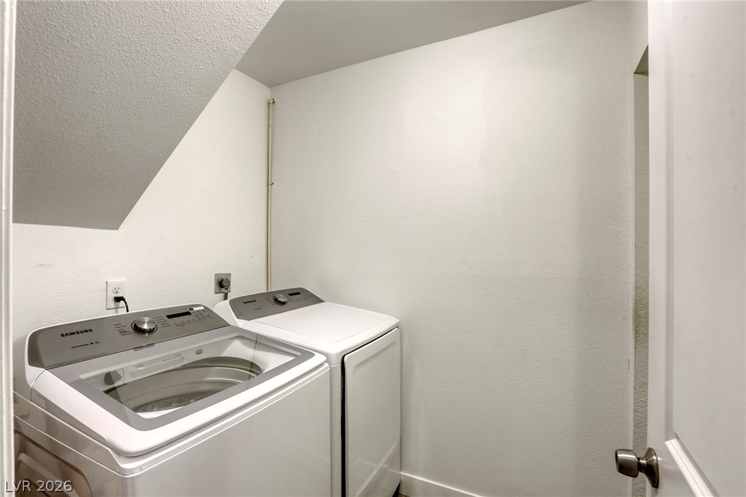 4562 Skyland Drive Las Vegas NV 89121