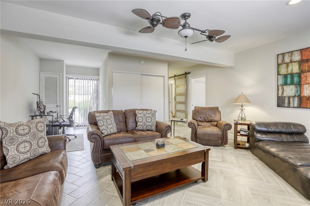 4562 Skyland Drive Las Vegas NV 89121