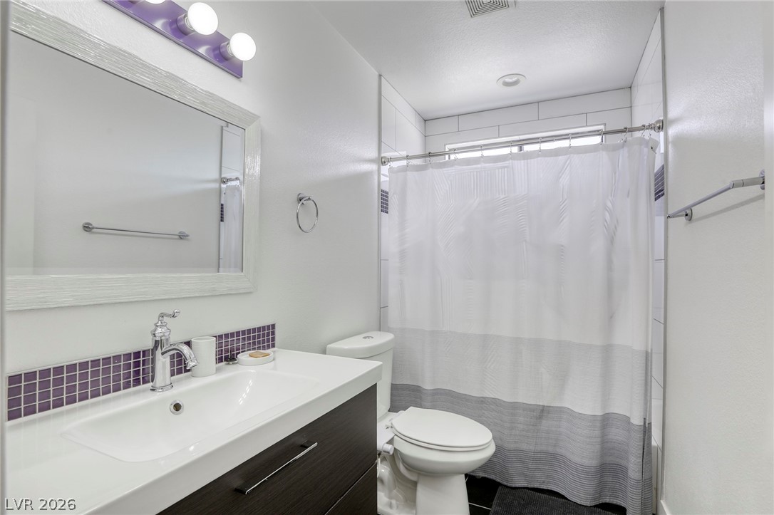 4562 Skyland Drive Las Vegas NV 89121