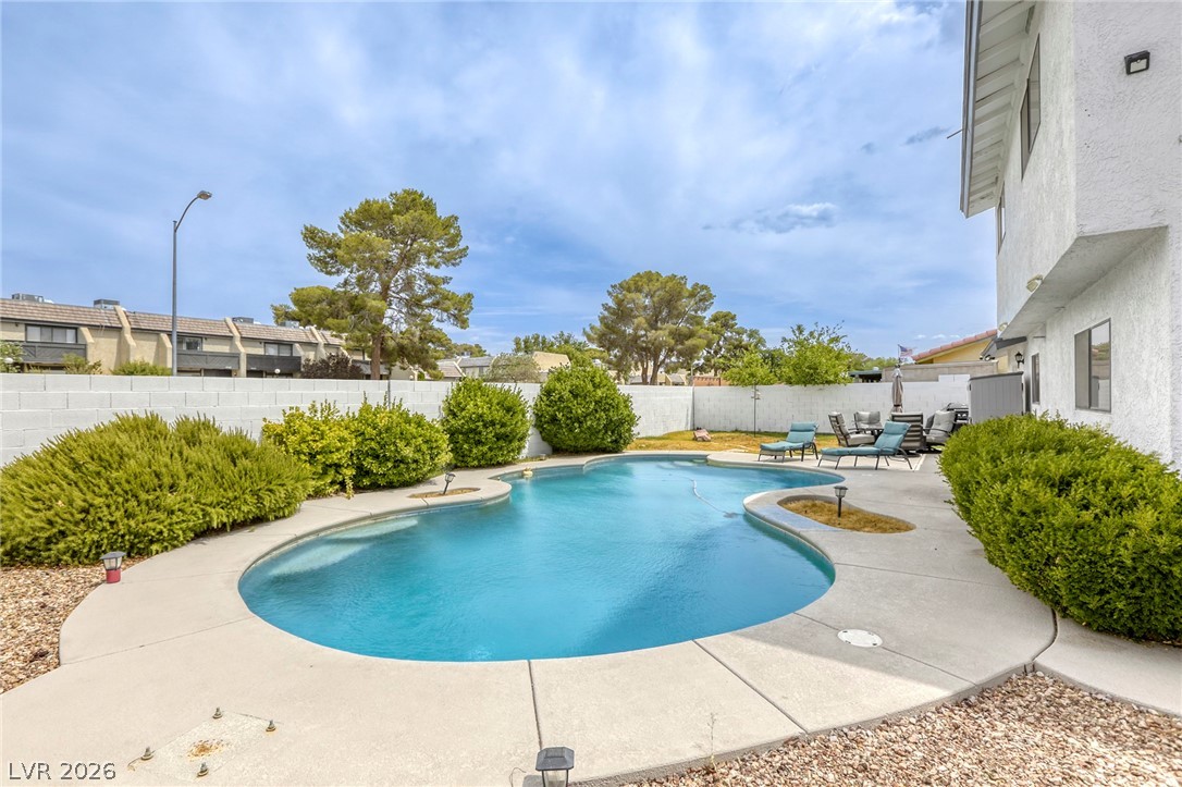 4562 Skyland Drive Las Vegas NV 89121