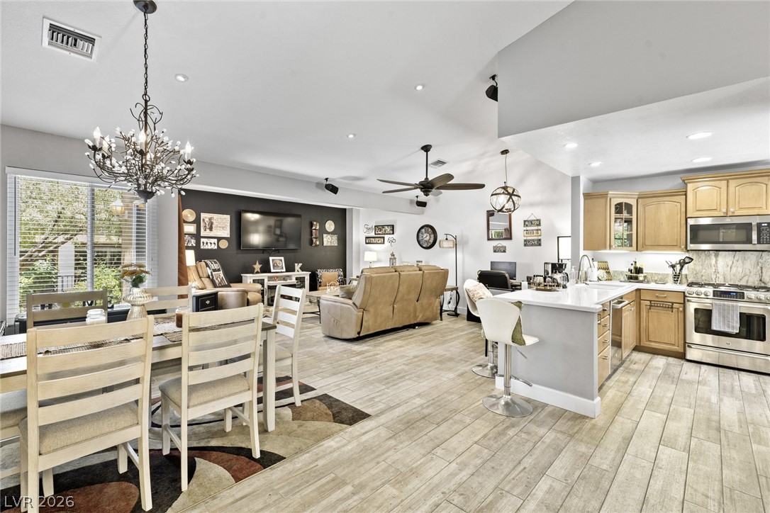 8904 Litchfield Avenue Las Vegas NV 89134