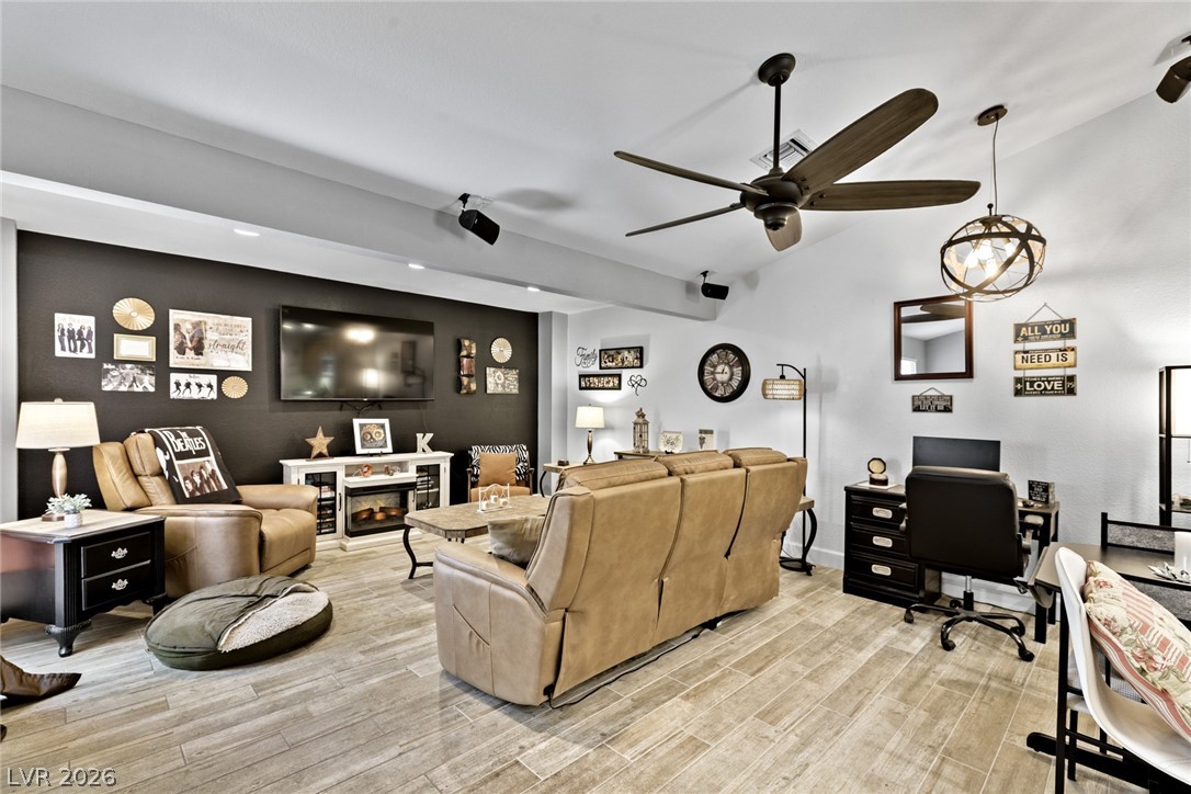 8904 Litchfield Avenue Las Vegas NV 89134