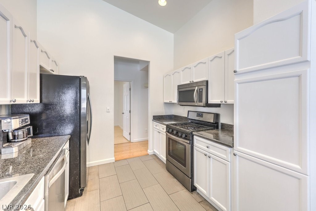 3325 Moon River Street Las Vegas NV 89129
