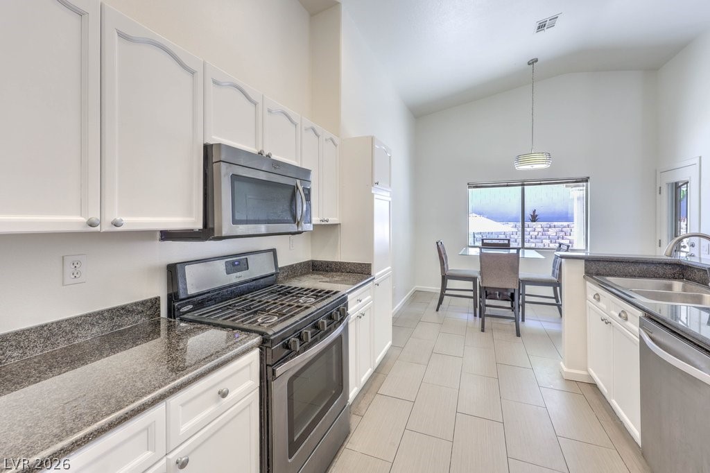 3325 Moon River Street Las Vegas NV 89129