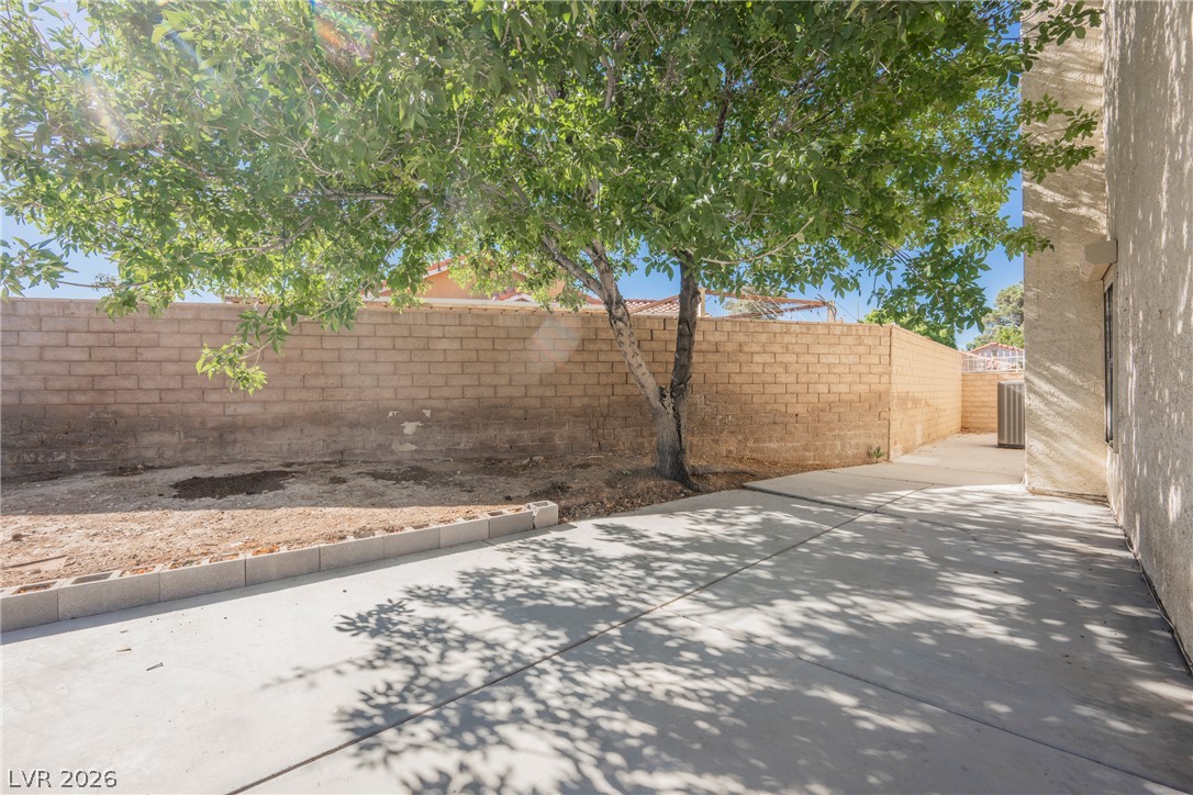 7401 Coffeyville Avenue Las Vegas NV 89147