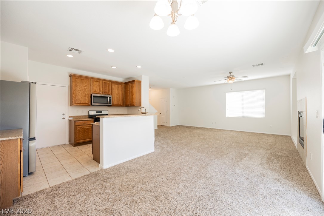 1513 Groom Avenue North Las Vegas NV 89081