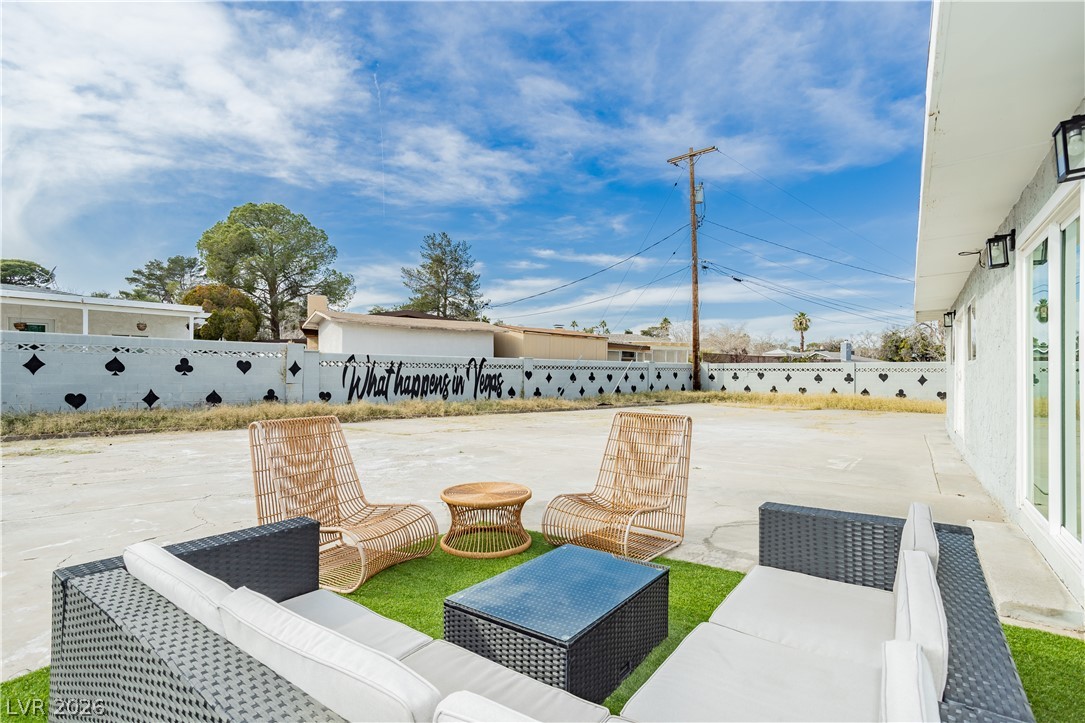 1913 Birch Street Las Vegas NV 89102