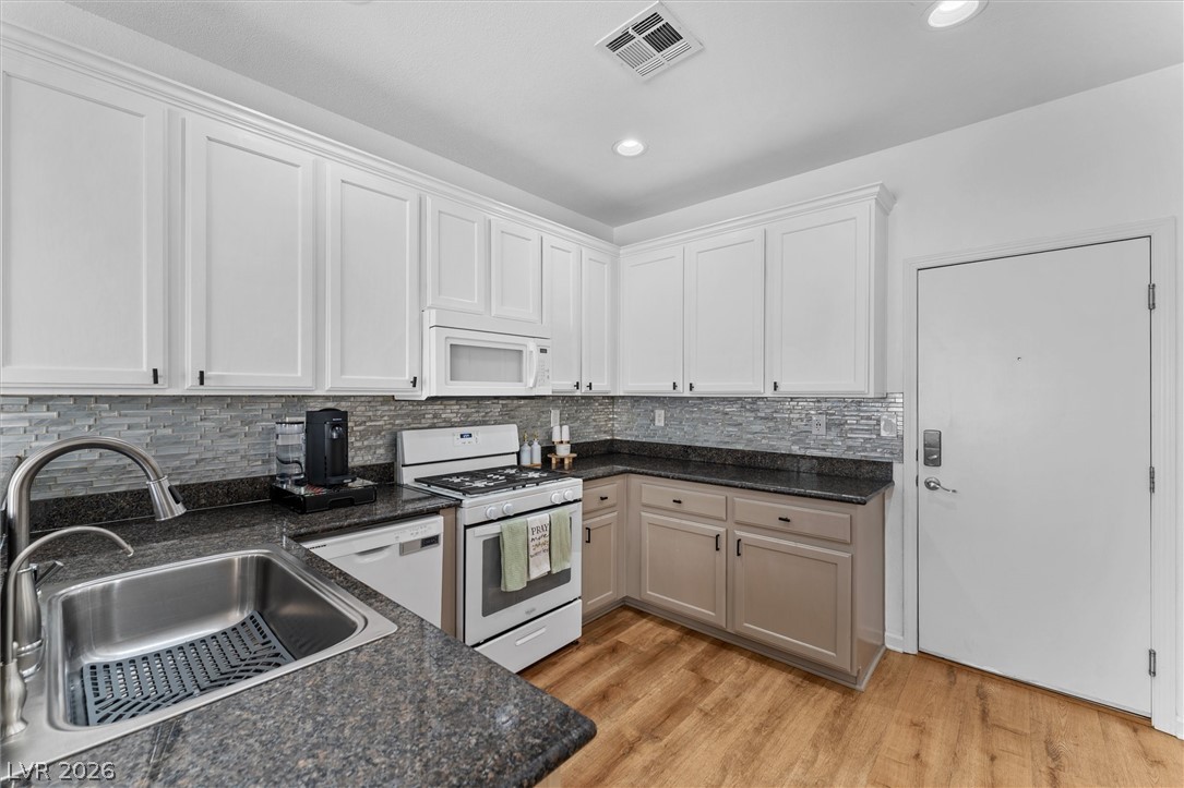 6034 Secret Island Drive Las Vegas NV 89139