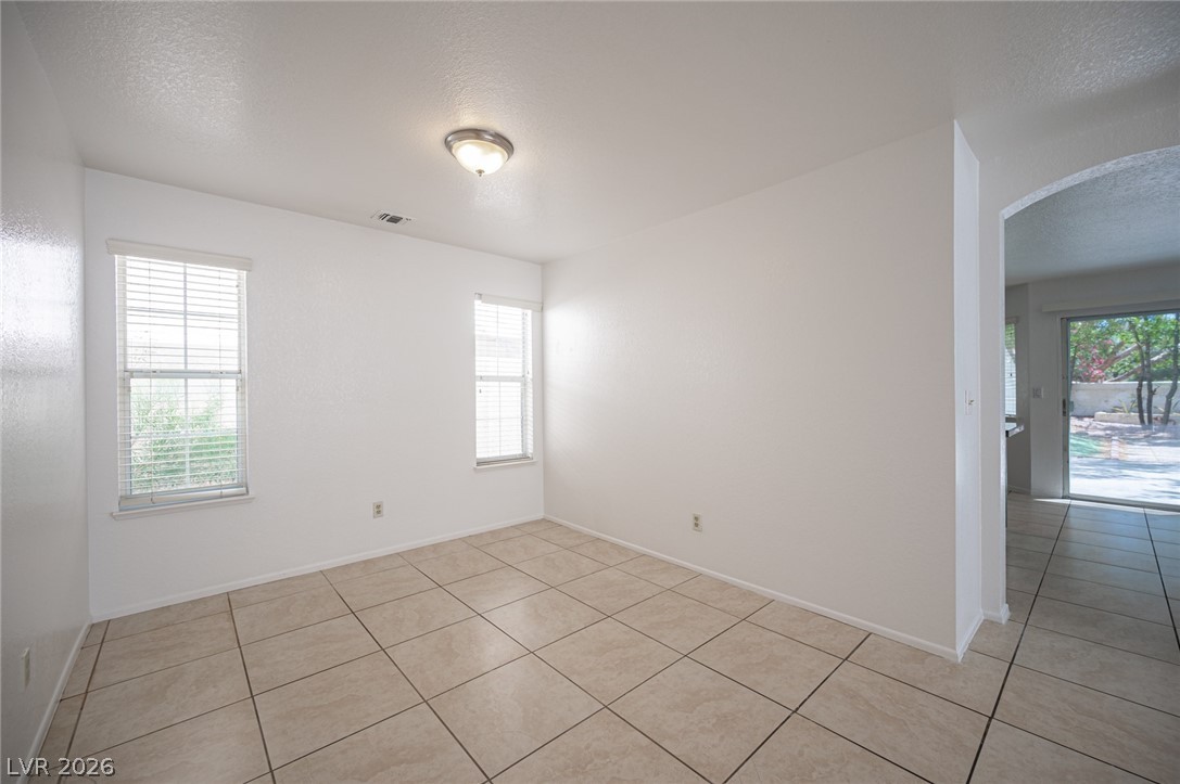 3028 Forest Lake Street Las Vegas NV 89117