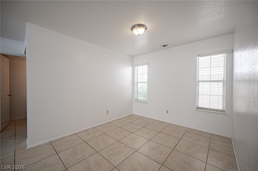 3028 Forest Lake Street Las Vegas NV 89117