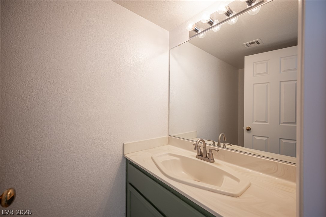 3028 Forest Lake Street Las Vegas NV 89117