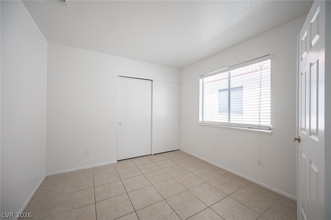 3028 Forest Lake Street Las Vegas NV 89117