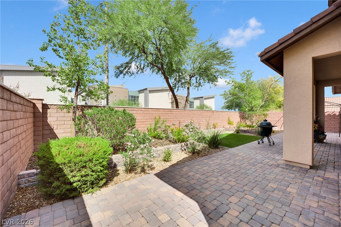 7596 Sweet Mist Avenue Las Vegas NV 89178