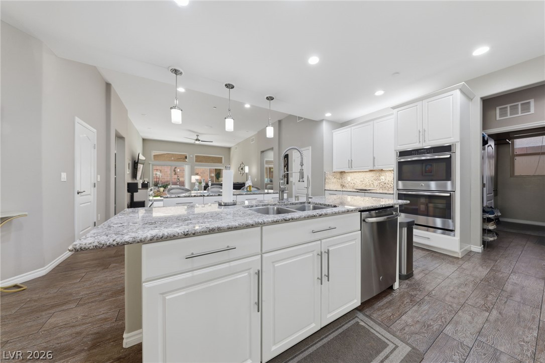 1112 Via Della Costrella Henderson NV 89011