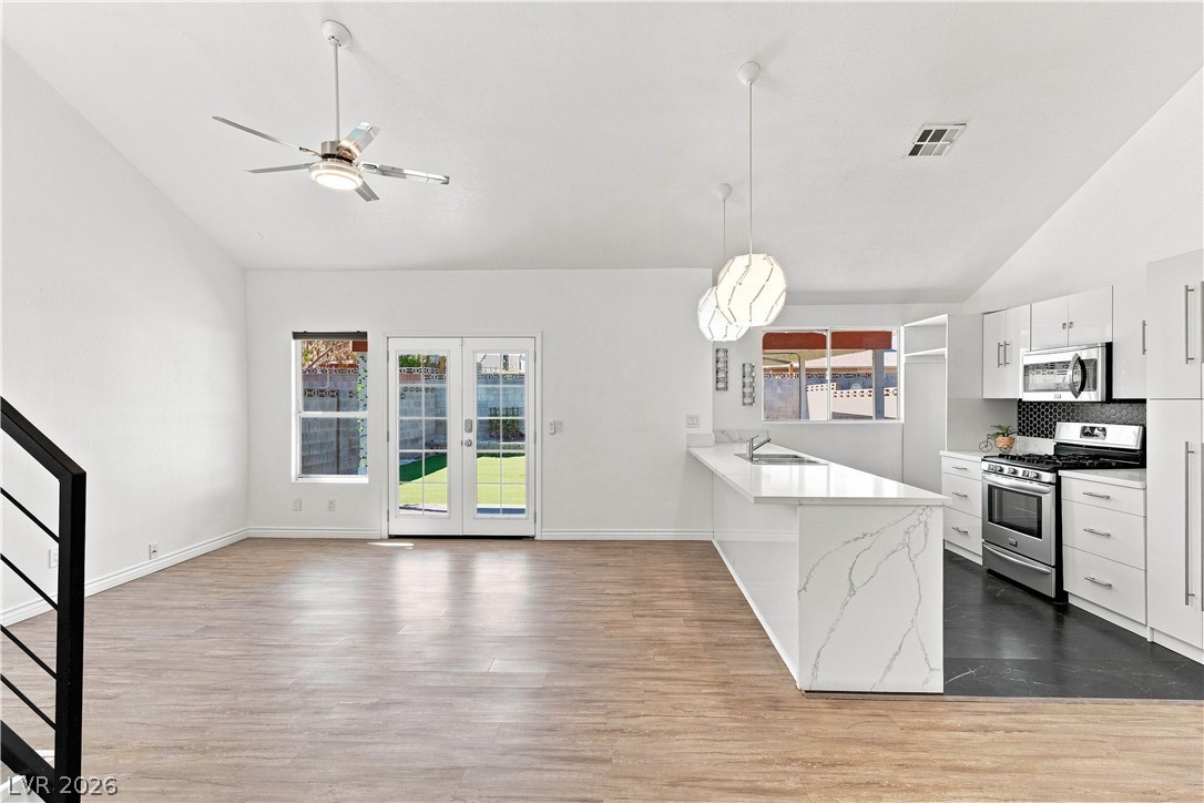 532 Crony Avenue Henderson NV 89011