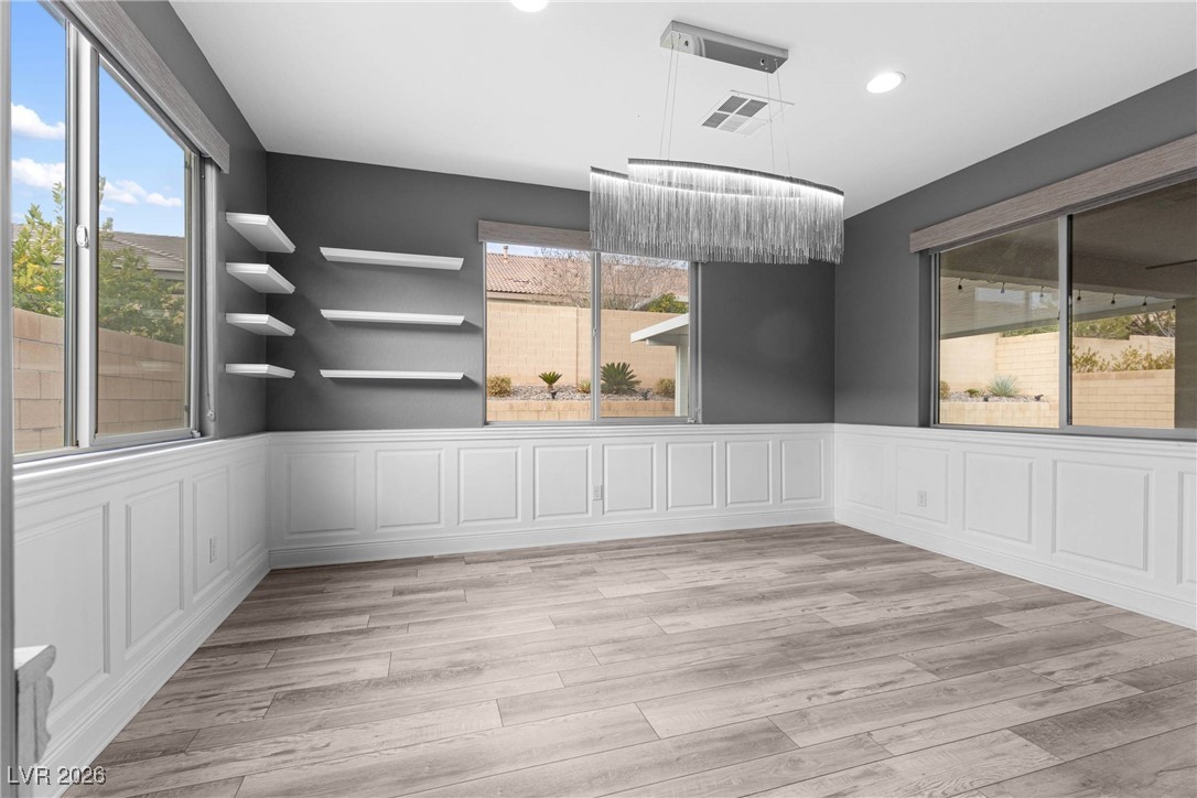 5927 Villa Loma Street Las Vegas NV 89148