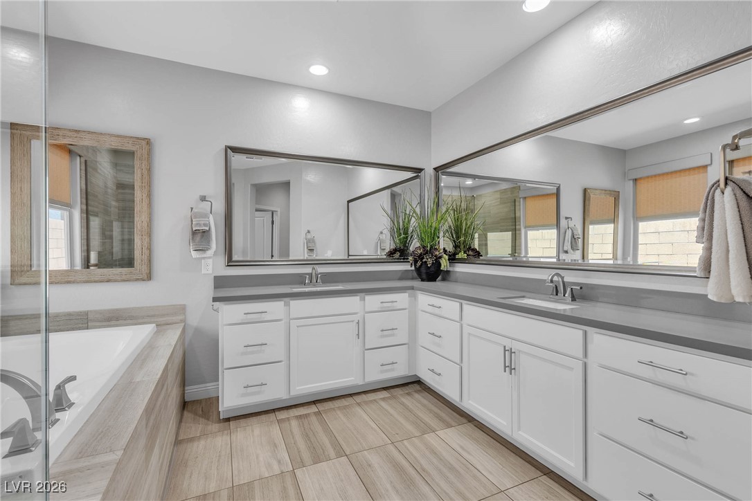 5927 Villa Loma Street Las Vegas NV 89148